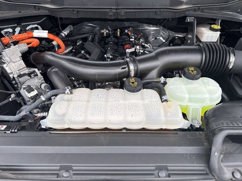 Used 2024 Ford F150 XLT w/ Mobile Office Package image 64