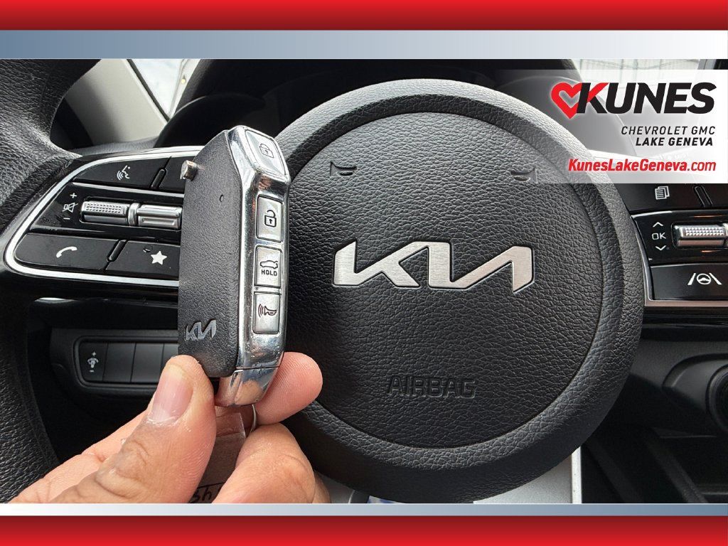 Used 2024 Kia Forte LXS FWD image 39