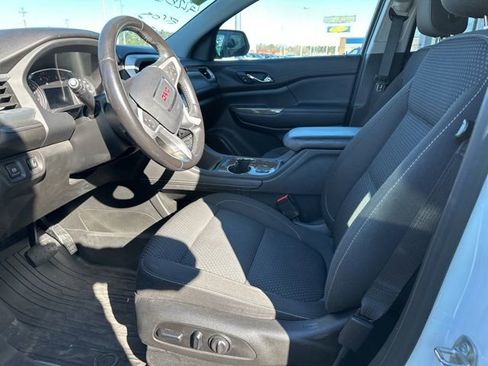 Used 2020 GMC Acadia SLE w/ Driver Convenience Package image 13