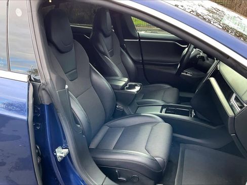 Used 2017 Tesla Model S 75 image 10