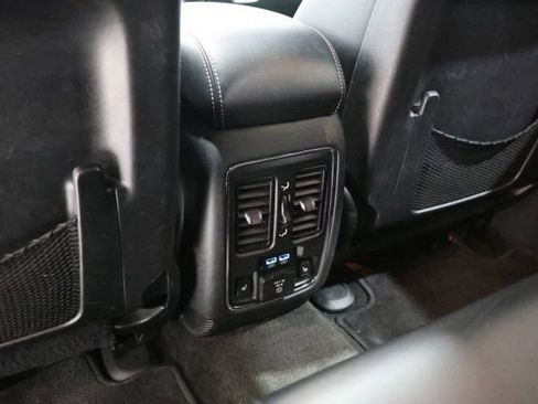 Used 2015 Jeep Grand Cherokee Limited AWD/4WD image 34
