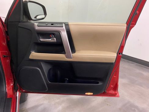 Used 2016 Toyota 4Runner Limited image 45