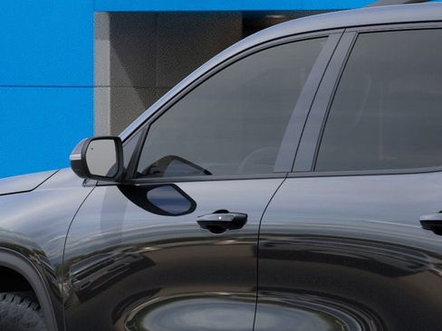 New 2026 Chevrolet Traverse Z71 w/ Driver Confidence Package image 12