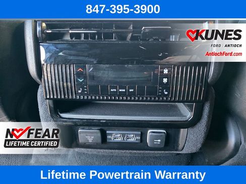 Used 2024 Jeep Wagoneer L Series II w/ Flexible Seating Group image 36