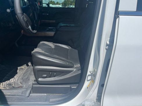 Used 2017 Chevrolet Silverado 2500 LTZ w/ Duramax Plus Package AWD/4WD image 10
