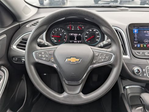 Used 2024 Chevrolet Malibu LT FWD image 15