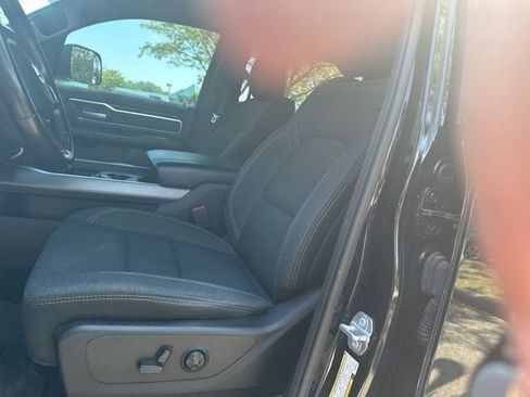 Used 2019 RAM 1500 Big Horn AWD/4WD image 12