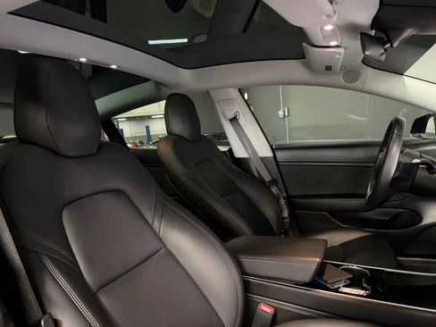 Used 2018 Tesla Model 3 Long Range image 19