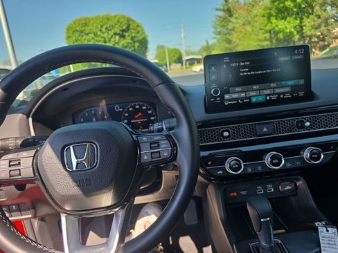 Used 2024 Honda Civic Touring image 21