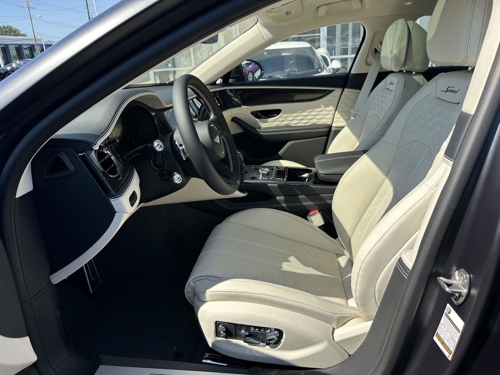 New 2026 Bentley Flying Spur Plug-In Hybrid AWD/4WD image 7