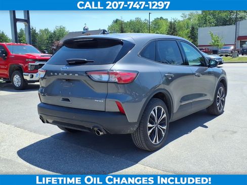 Used 2021 Ford Escape SE w/ SE Sport Appearance Package AWD/4WD image 5