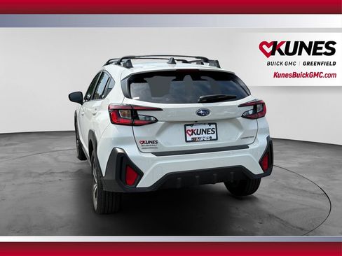 Used 2025 Subaru Crosstrek 2.5i Premium AWD/4WD image 9