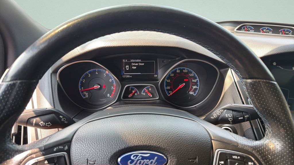 Used 2017 Ford Focus RS AWD/4WD image 13