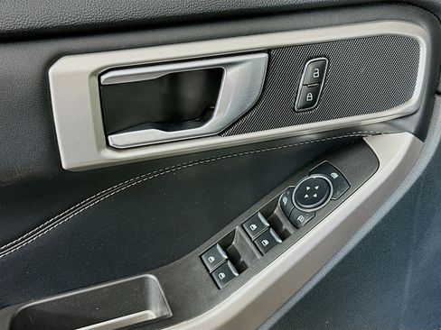 Used 2023 Ford Explorer XLT w/ Equipment Group 202A image 15