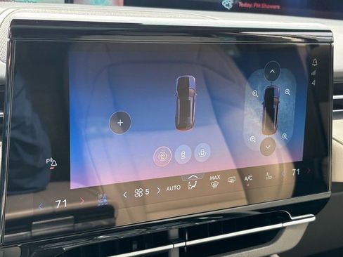 Used 2024 Lincoln Nautilus Premier w/ Equipment Group 102A image 25