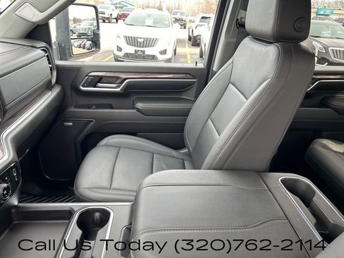 Certified 2025 Chevrolet Silverado 3500 LTZ w/ LTZ Convenience Package image 26