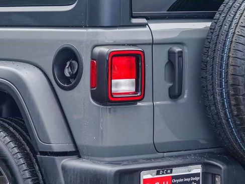 Certified 2021 Jeep Wrangler Sport S image 7