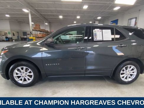 Used 2019 Chevrolet Equinox LS w/ LS Convenience Package FWD image 6
