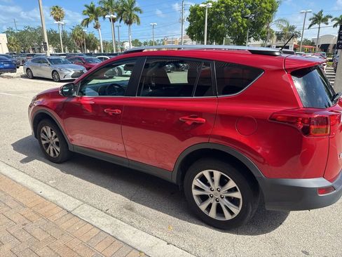 Used 2014 Toyota RAV4 Limited w/ Technology Package FWD image 4