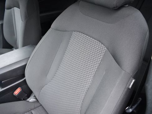 Used 2026 Kia Sportage LX FWD image 10