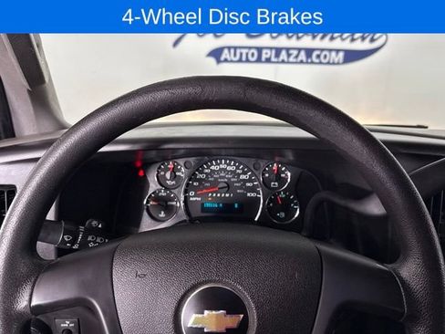 Used 2016 Chevrolet Express 2500 RWD image 13