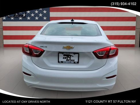 Used 2016 Chevrolet Cruze LS FWD image 5