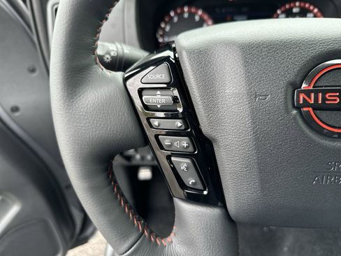 New 2026 Nissan Frontier PRO-4X w/ Pro-4x Convenience Package image 13