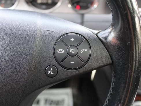 Used 2011 Mercedes-Benz C 300 4MATIC Sedan image 16