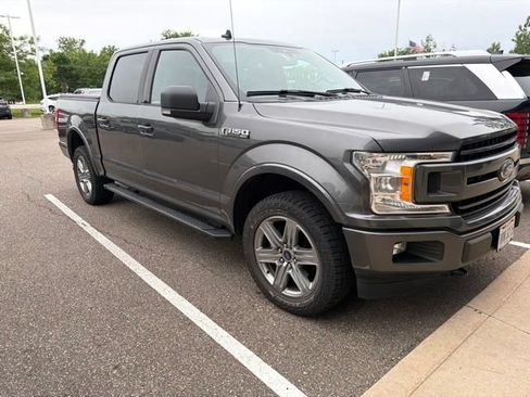 Used 2019 Ford F150 XLT w/ Equipment Group 302A Luxury AWD/4WD image 4