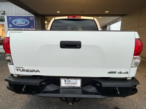 Used 2009 Toyota Tundra 4x4 CrewMax image 27