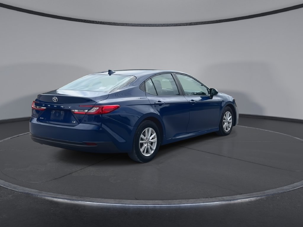 Used 2025 Toyota Camry LE FWD image 8