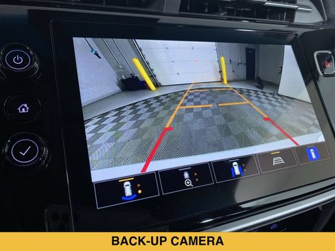 Certified 2023 Chevrolet Bolt LT w/ Infotainment Package FWD image 6