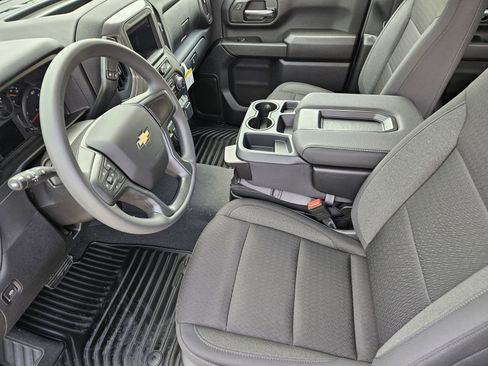 New 2026 Chevrolet Silverado 2500 Custom w/ Custom Value Package AWD/4WD image 18