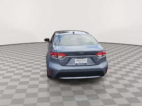 Used 2020 Toyota Corolla LE image 7