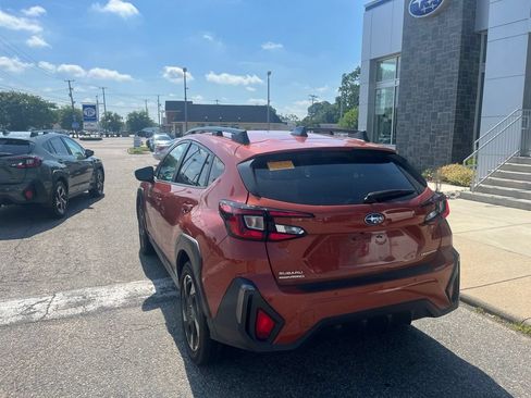 Used 2025 Subaru Crosstrek 2.5i Limited w/ Crosstrek Mirror Package AWD/4WD image 6