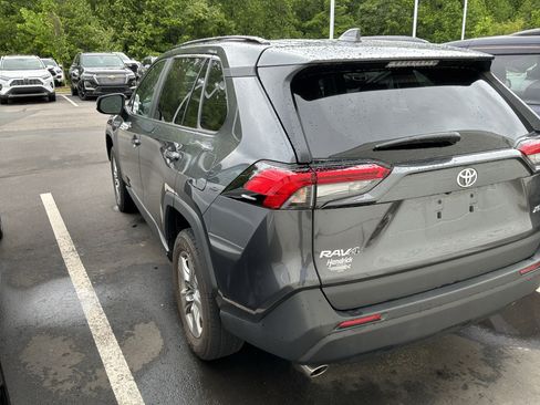 Used 2023 Toyota RAV4 XLE FWD image 41