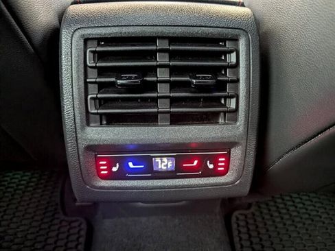 Used 2022 Volkswagen GTI Autobahn image 28