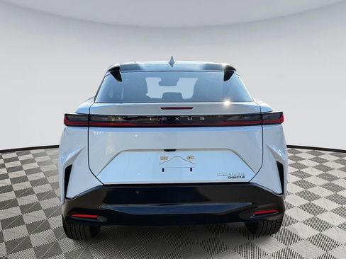 Used 2025 Lexus RZ 450e Premium w/ Technology Package image 3