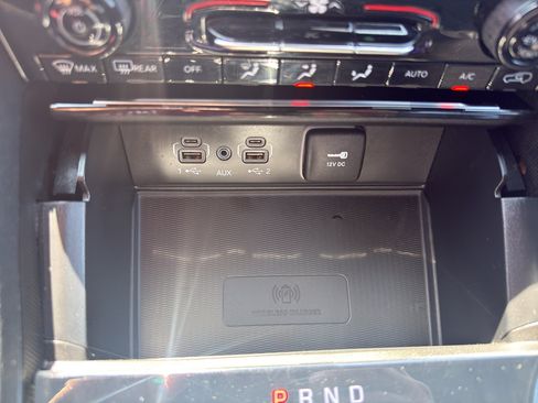 Used 2025 Jeep Grand Cherokee Altitude AWD/4WD image 20
