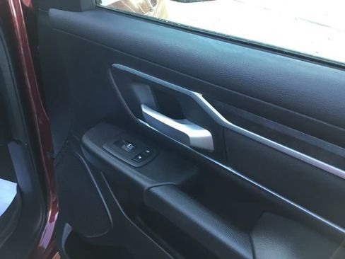 Used 2023 RAM 1500 Big Horn image 22