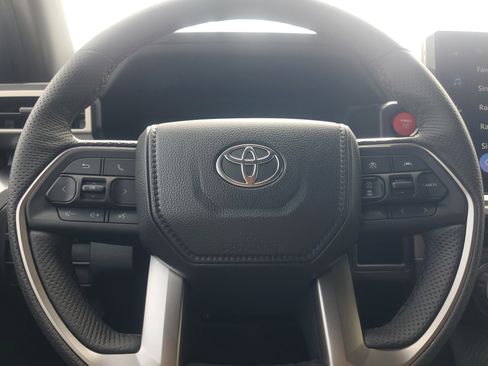 Used 2025 Toyota Tacoma TRD Sport RWD image 24