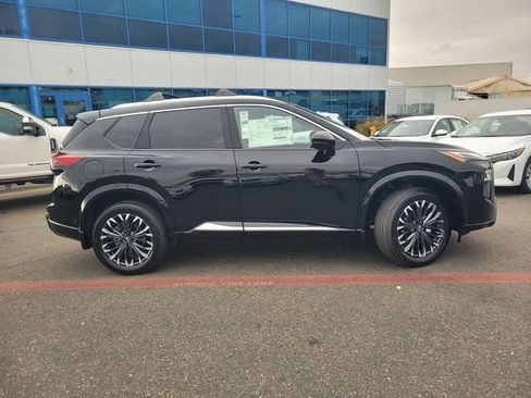 New 2026 Nissan Rogue Platinum w/ Platinum Premium Package image 4