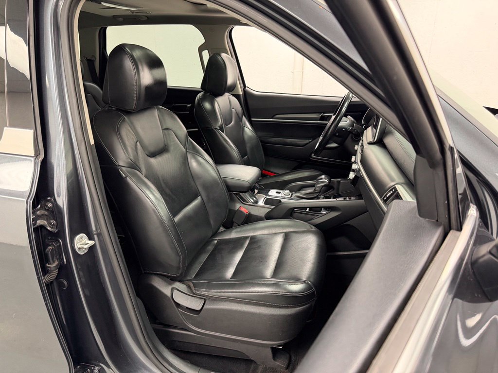 Used 2022 Kia Telluride S FWD image 11