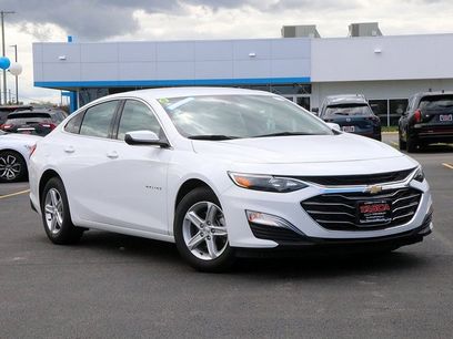 New 2025 Chevrolet Malibu LS