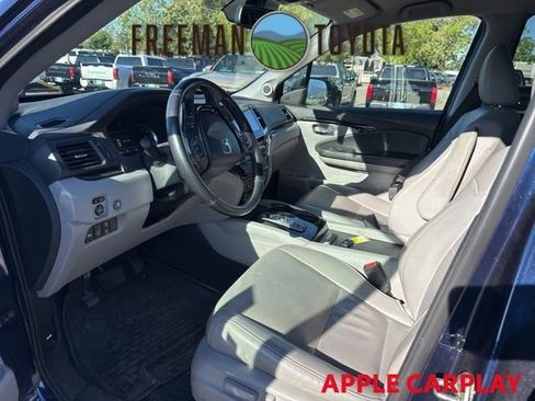 Used 2017 Honda Pilot Elite image 6