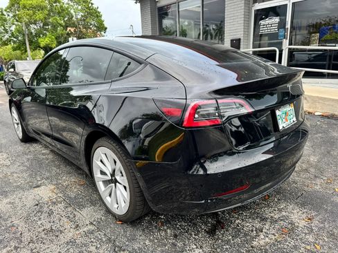 Used 2022 Tesla Model 3 Long Range AWD/4WD image 6