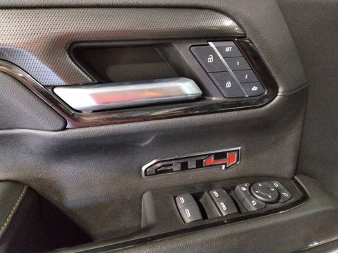 Used 2024 GMC Sierra 1500 AT4 w/ Technology Package image 27