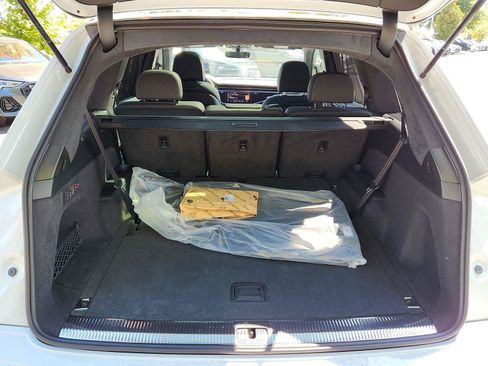 Used 2025 Audi Q7 3.0T Prestige w/ Prestige Package image 29