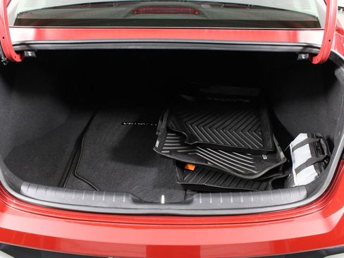 Certified 2025 Hyundai Elantra SEL image 16