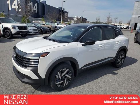 New 2026 Nissan Kicks SV w/ SV Premium Package image 5